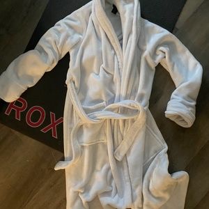 Women’s White Housecoat